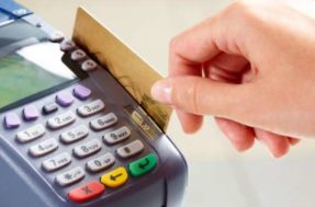 Qual cartão de crédito aprova mais fácil depois de limpar o nome? Confira aqui!