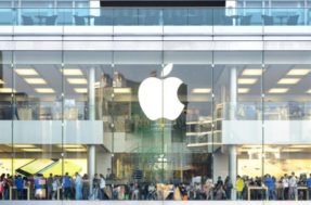 Apple confirma que garantia de iPhones não será afetada por uso de outros carregadores
