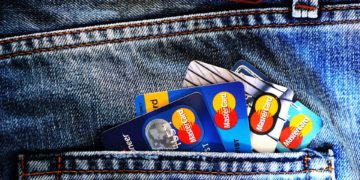 O que saber antes de solicitar um cartão de crédito
