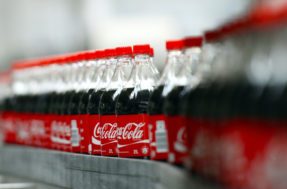 Coca-Cola abre 70 vagas de emprego no Brasil; oportunidades em diversas carreiras