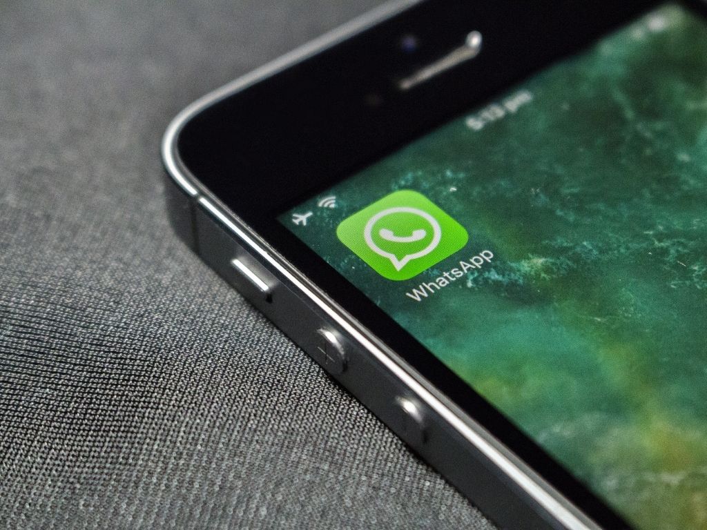 It is now possible to listen to the audio before sending it via WhatsApp