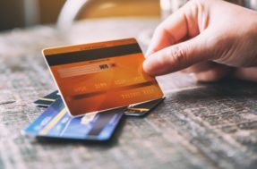 Fintech lança cartão de crédito para quem está com restrições no CPF