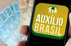 Quem tem o cartão Bolsa Família poderá trocar pelo Auxílio Brasil?