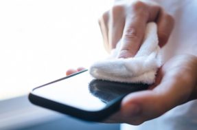 Limpar tela do celular de forma rápida e sem riscos: veja como