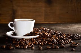 Personal morre após errar medida e ingerir cafeína equivalente a 200 xícaras de café