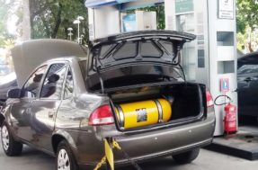 Empresa paga R$ 1.500 para quem instalar ‘kit gás’ no veículo; entenda