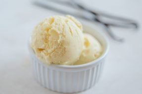 Aprenda como fazer o sorvete caseiro mais fácil do mundo