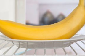 Faça isto ao guardar bananas na geladeira e elas não ficarão pretas