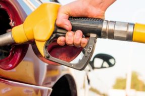 PEC propõe zerar impostos sobre combustíveis até 2023