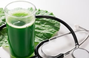 Descubra 11 benefícios do suco de couve para a saúde