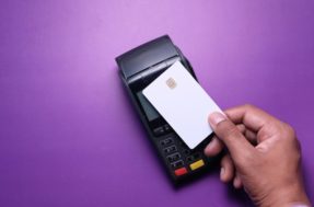 Como prevenir golpes no cartão de crédito por aproximação