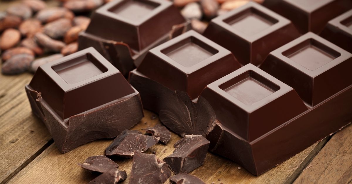 Carcinogens found in 28 chocolate bars
