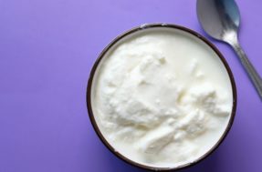 Tomar iogurte pela manhã faz bem? Descubra se há benefícios para você