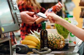 9 itens que podem gerar multa de até R$ 50 mil se pagos com vale-alimentação