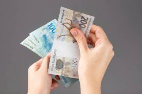 Dinheiro ‘esquecido’: brasileiros têm R$ 10 mil ou mais a receber e não sabem