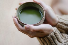 4 benefícios poderosos do chá de matchá e por que você deve começar a tomá-lo