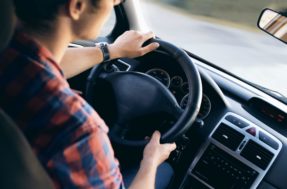 3 erros ao dirigir que podem gerar graves prejuízos