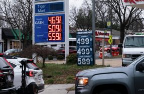 Gasolina nos EUA já custa tão caro quanto no Brasil