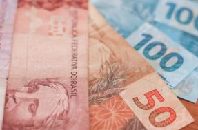 Retroativo de até R$ 3 mil: pagamento do governo segue disponível para saque