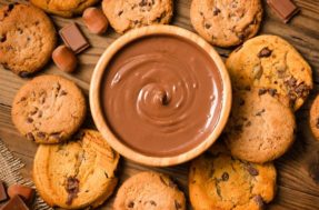 Cookie de chocolate com avelã pode ser excelente escolha para o café da manhã