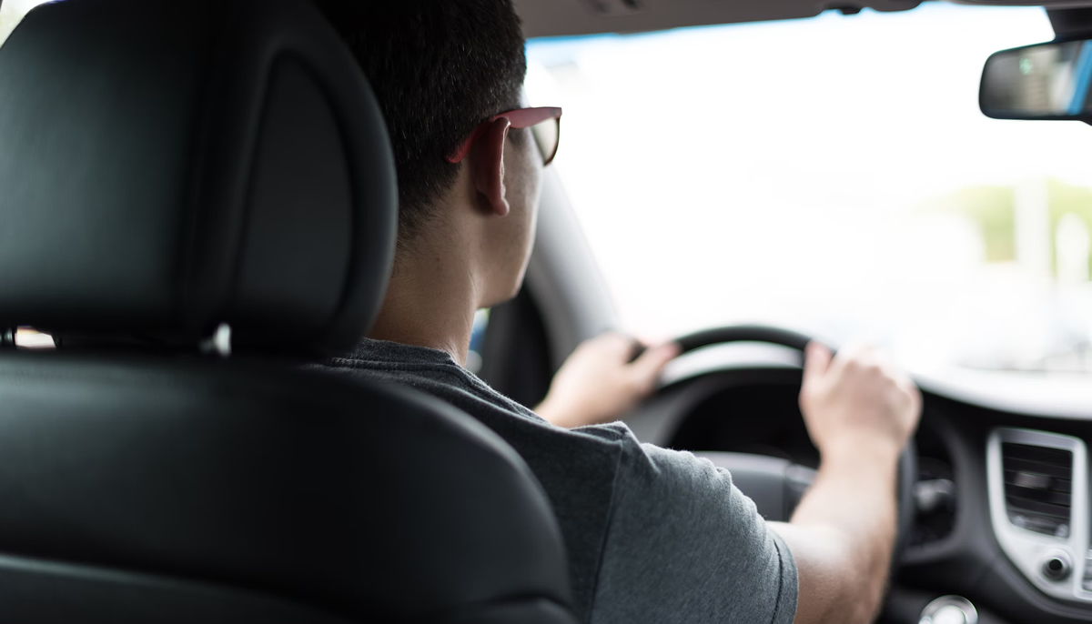 Find out these 5 driving habits that are damaging your car
