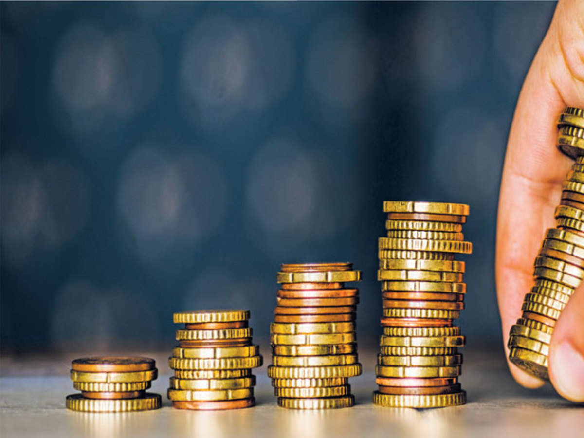 Leia o horóscopo de outubro de 2022 para conhecer as previsões relacionadas à carreira, negócios e dinheiro para todos os signos do zodíaco.