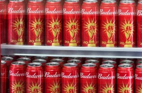 Cervejaria toma decisão surpreendente após proibição de venda no Catar
