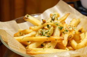 Fim das batatas fritas murchas: ESSE é o segredo para deixá-las bem sequinhas