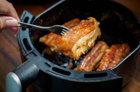 Não precisa de óleo: 7 truques para deixar carnes macias na air fryer