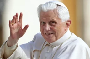 Sem esposa ou filhos, com quem ficará a herança do papa Bento XVI?