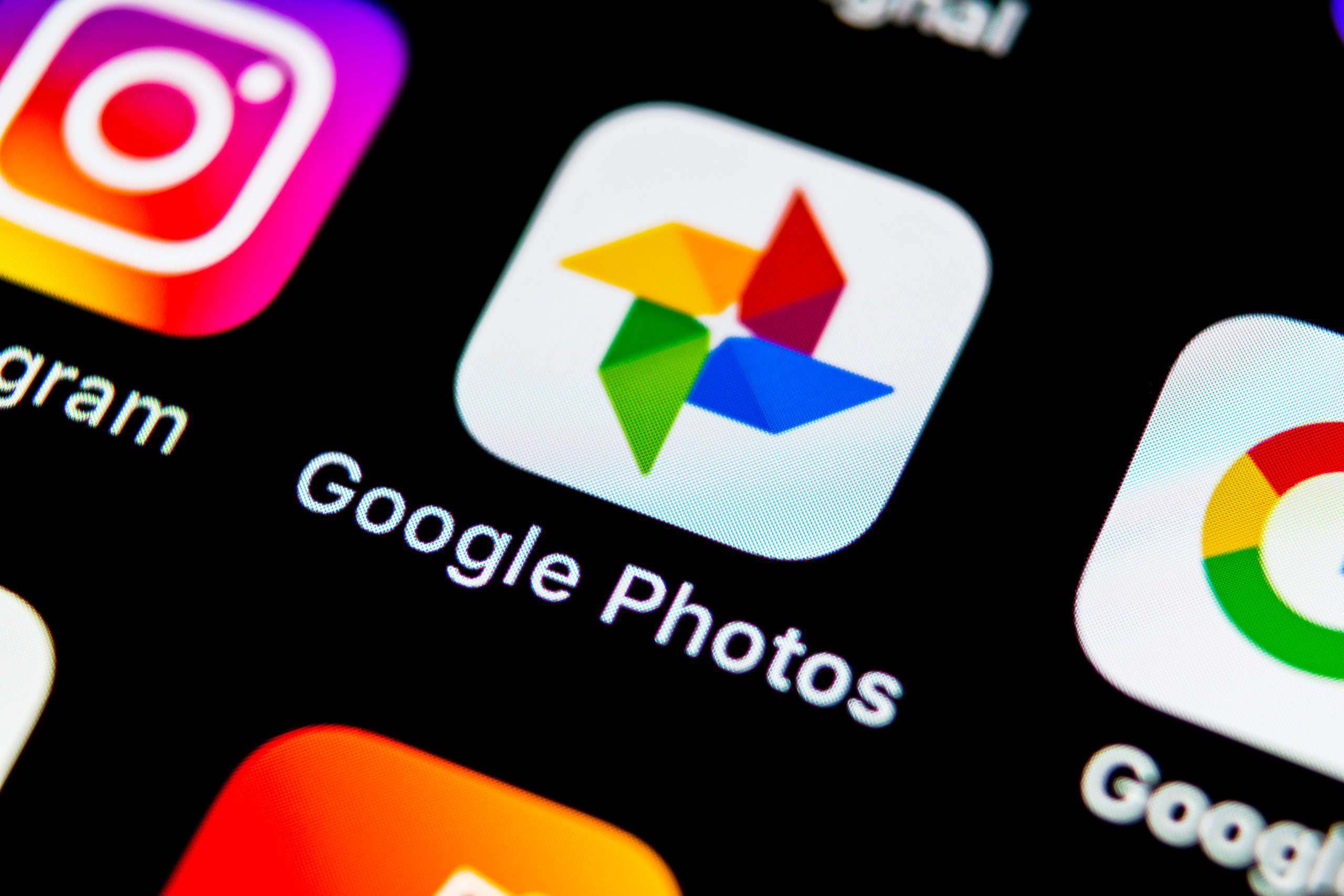 Google Photos update gets 12 video editing filters