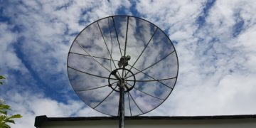 5G rouba o sinal da parabólica: saiba como trocar a antena de GRAÇA
