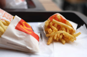 Em clima de Natal, McDonald’s libera batata frita grátis; veja como conseguir