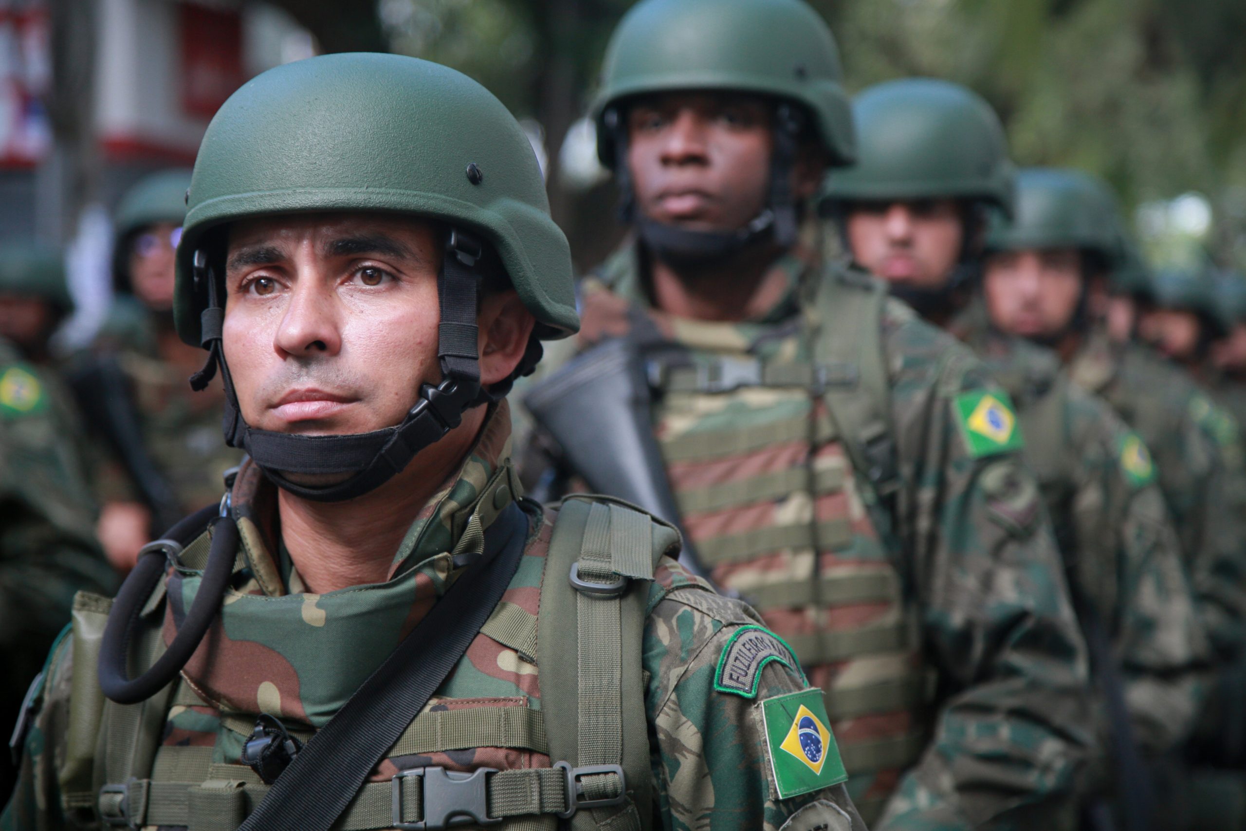 Exército Brasileiro abre concurso com 440 vagas; veja prazo para se  inscrever