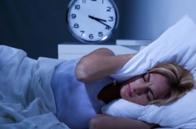 ‘Divórcio do sono’: como dormir em quartos separados ajuda na relação?