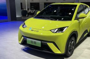 BYD registra carro elétrico compacto de R$ 50 mil no Brasil