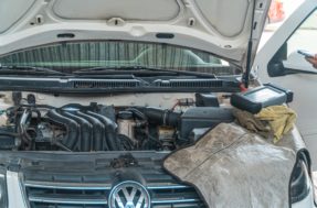 Olha o golpe: seguradoras estão usando peças falsas em reparos de carros
