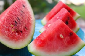 Pense 2 vezes antes de comer melancia como sobremesa; ESTE é o risco