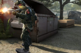Liga de Counter-Strike proíbe o uso de Crocs nas competições; entenda o caso