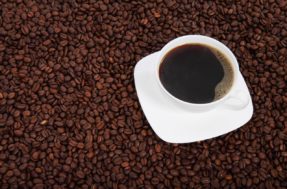 Segredos de viagem dos comissários de bordo: como café pode ser um salva-vidas