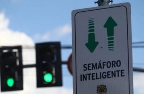 Semáforos ‘inteligentes’: o que há de diferente nos equipamentos que chegaram ao país?