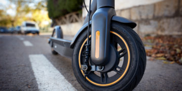 É diferente de tudo: scooter elétrica quer revolucionar viagens urbanas