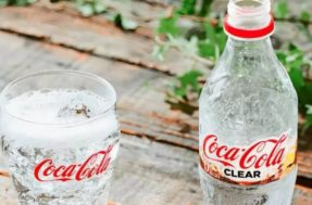 Coca-Cola transparente existe ou é montagem? Que gosto ela tem?