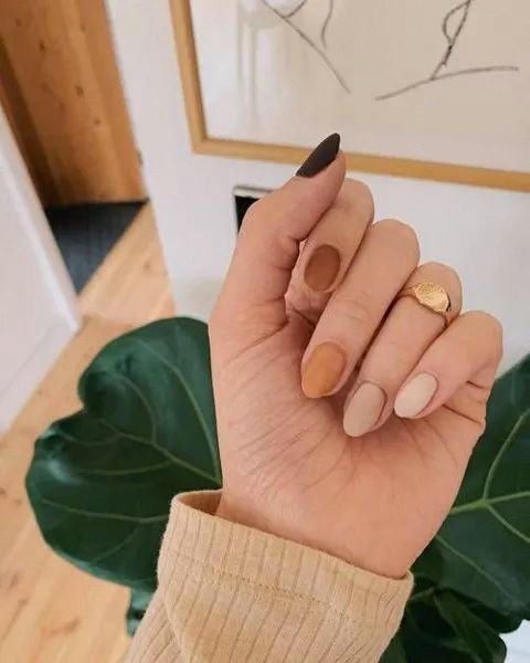 Unhas esmaltadas com canela: 7 ideias e benefícios do Feng Shui