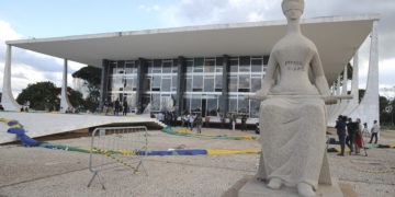 Palácio do Supremo Tribunal Federal e destruído, após atos de 8 de janeiro