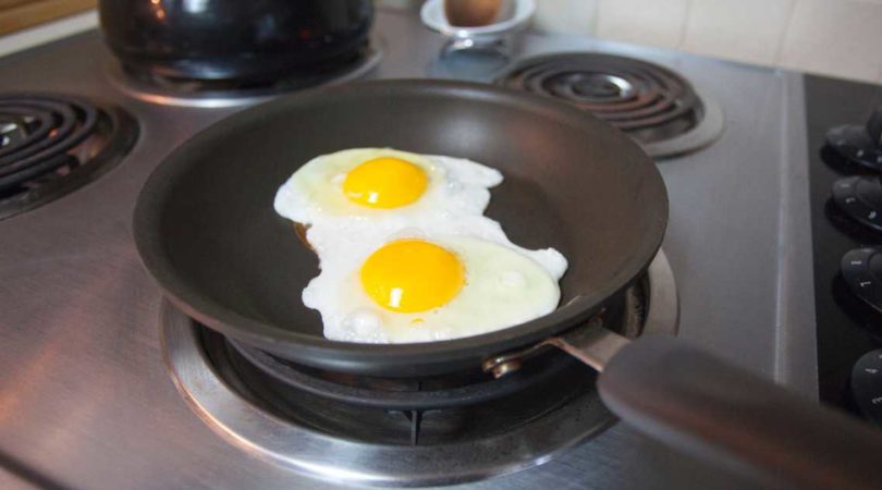 Por que fritar ovo com sumo de limão é um caminho sem volta?