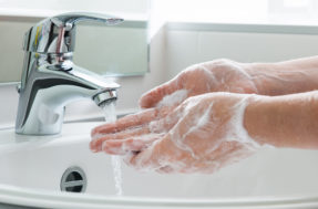 Será que você lava as mãos do jeito certo? Estas são as 4 dicas de OURO da OMS