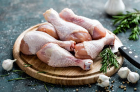 É saudável ou tem hormônio: mitos e verdades sobre a carne do frango