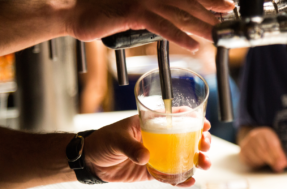 Venda e consumo de bebidas alcoólicas em dia de votação: pode ou não?