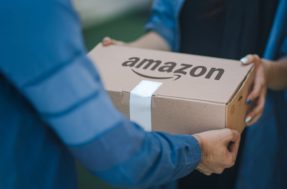 Eita, Amazon! Casal compra produto e recebe encomenda inusitada